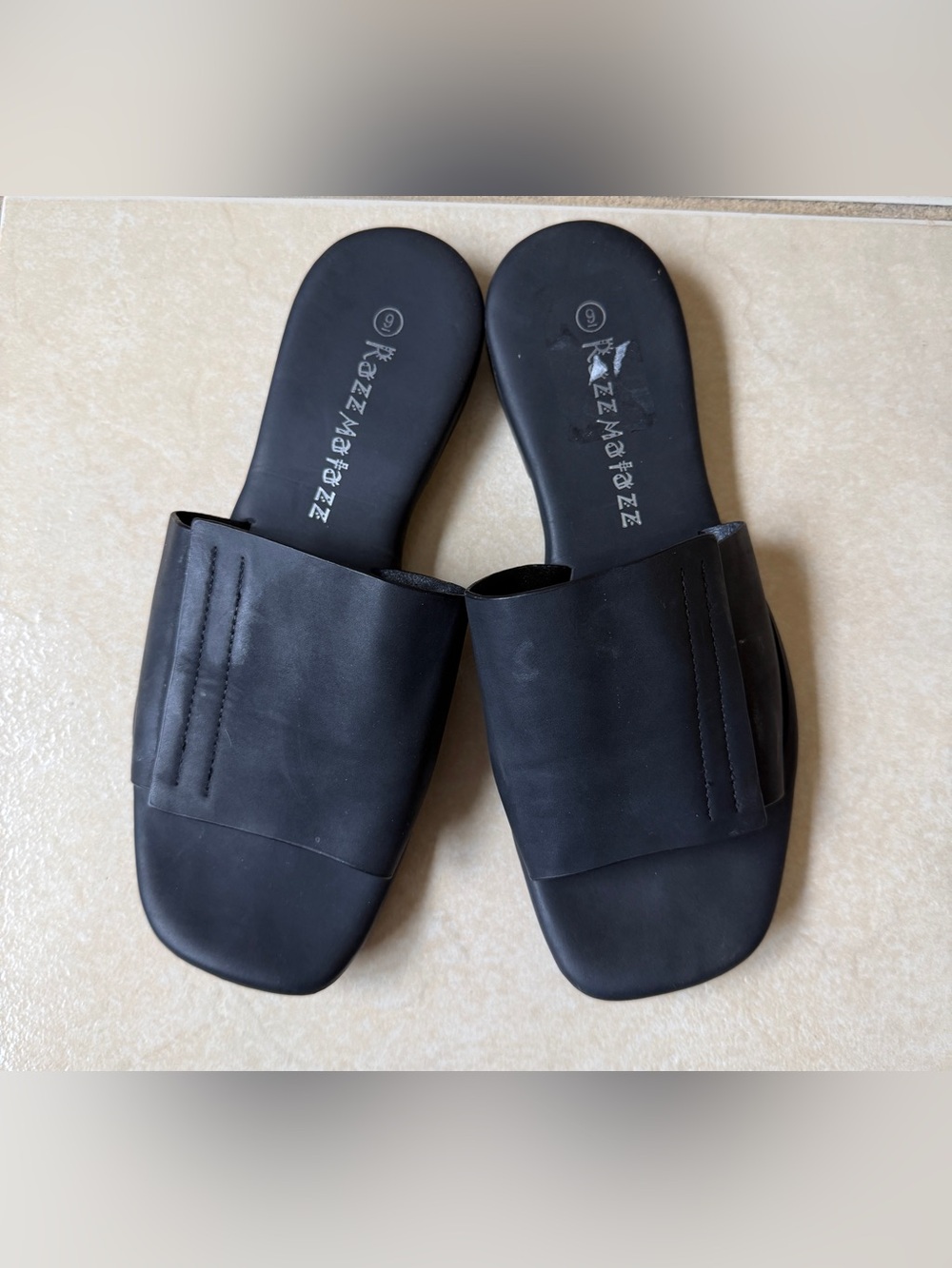 Razzmatazz Black Slide Sandals Square Toe Flat Mules Women's Size 9